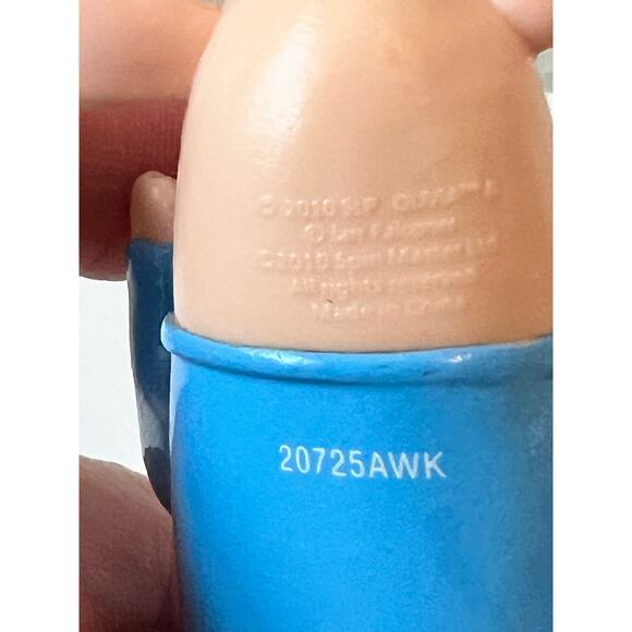 Olivia the Pig Family Set of 3 Figures Retired - Picture 6 of 8